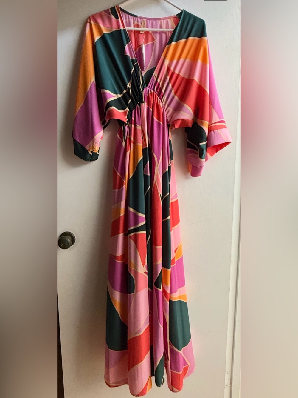 Abstract Multicolor Maxi Dress with Gathered Waist & Kimono Sleeves